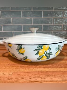 Crofton Cast Iron Enameled 4 Qt Braiser Pan Pot, Light Blue Lemon Print NEW